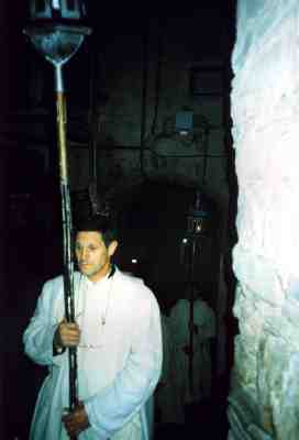 La processione passa da via Mons. Vincenzo Bracco